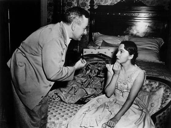 OSCARS. Beste Hauptdarstellerin. PreistrÃ¤gerinnen 1941-1950 THE HEIRESS, Director William Wyler, Olivia De Havilland, 1949 Courtesy Everett Collection !ACHTUNG AUFNAHMEDATUM GESCHÃ„TZT! PUBLICATIONXNOTxINxCANxCHNxFRAxITAxJPNxNORxPOLxRUSxESPxUKxUSA Copyright: xCourtesyxEverettxCollectionx PBDWIWY EC001
