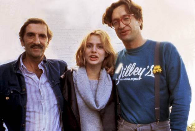PARIS, TEXAS, Harry Dean Stanton, Nastassia Kinski and director Wim Wenders on-location, 1984 Courtesy Everett Collection !ACHTUNG AUFNAHMEDATUM GESCHÃ„TZT! PUBLICATIONXNOTxINxCANxCHNxFRAxITAxJPNxNORxPOLxRUSxESPxUKxUSA Copyright: xCourtesyxEverettxCollectionx PSDWIWE EC003