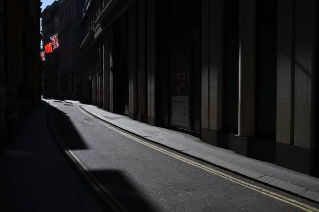 . 24 03 2020. London, United Kingdom. Coronavirus crisis. View of Central London on first day of the UK lockdown. Prime Minister Boris Johnson addressed on last night, a speech to the Nation, announcing more serious measures to battle the coronavirus. Confinement has been imposed since midnight.  xGustavoxValientex xi-Imagesx IIM-20949-0012