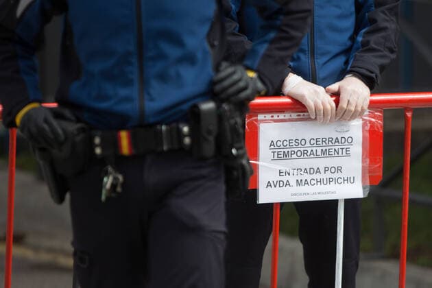 March 24, 2020, Madrid, MADRID, SPAIN: Details of the movements of security officers in the morgue installed in the Ice Palace during tennth day after the Government declared the state of alarm in Spain and recommended people to stay at home to fight coronavirus COVID-19 on March 24, 2020 in Madrid, Spain Madrid SPAIN - ZUMAa181 20200324_zaa_a181_106 Copyright: xJoaquinxCorcherox