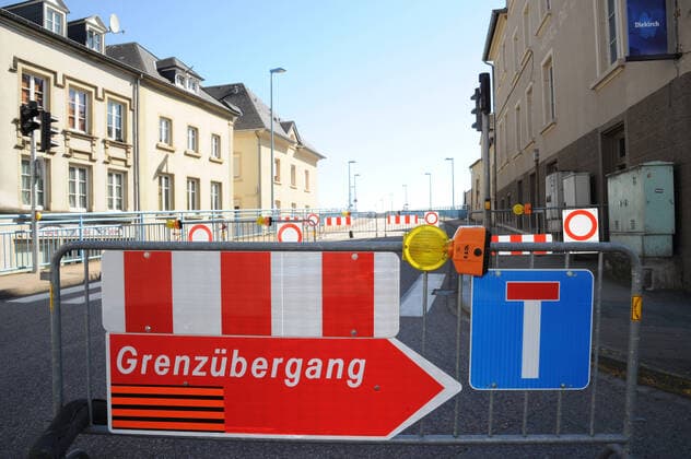 The border crossing at Nennig on Tuesday 24 3 2020 is closed A passage between Germany and Luxembourg for vehicles is no longer permitted bub