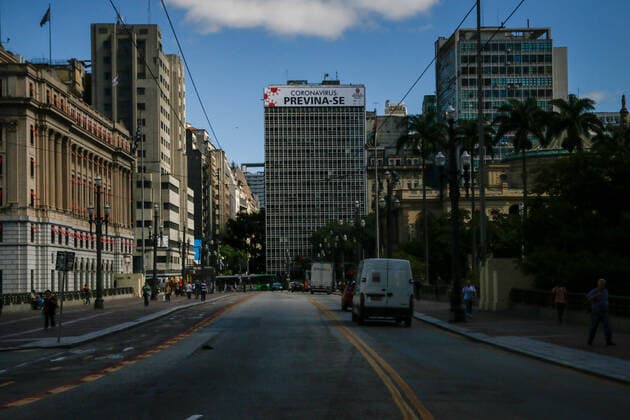 SÃO PAULO, SP - 24.03.2020: QUARENTENA EM SP - This quarantine will be effective this Tuesday (24) in the 645 municipalities of the state of São Paulo. Determined by Governor João Doria (PSDB), the measure requires the closing of trade and maintains essential services, such as the areas of health, food and security. The quarantine runs until April 7, and can be extended. x1897309x  ViniciusxNunes