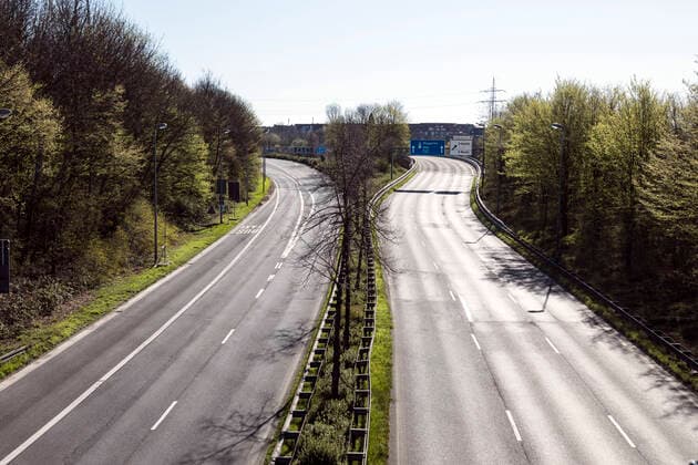 Coronavirus pandemic measures, empty roads at the A46 feeder road