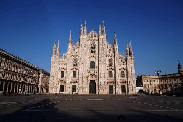 Milan, Cotonavirus, deserted Milan, Piazza Duomo (Duilio Piaggesi Fotogramma, Milan - 2020-03-24) p.s. la foto e utilizzabile nel rispetto del contesto in cui e stata scattata, e senza intento diffamatorio del decoro delle persone rappresentate  Copyright: xDuilioxPiaggesix xFOTOGRAMMAx