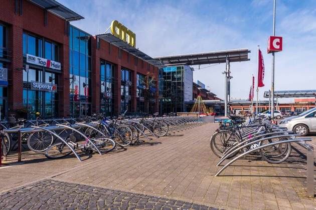 Kiels largest shopping mile the Citti Park is partially closed due to the coronavirus epidemic momantan Kiel Hassee Schleswig Holstein Germany