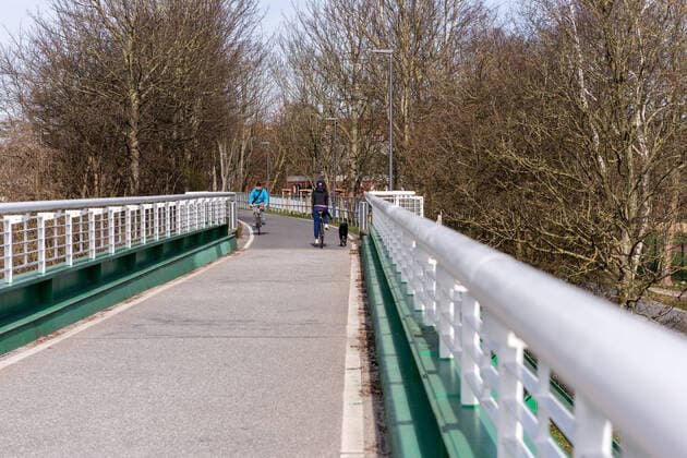 The Veloroute 10 in the state capital Kiel connects the south of the city from the Citti Park shopping centre to the university campus of Kiel University Schreventeich Schleswig Holstein Germany
