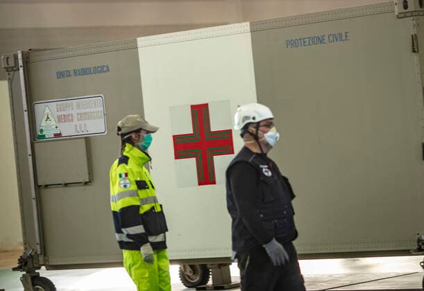 Bergamo Coronavirus - work on the construction of the hospital in Campo dell ANA (national alpine association) in the Fair area continues; (Foto & xa9;Sergio Agazzi Fotogramma, Bergamo - 2020-03-24) p.s. la foto e utilizzabile nel rispetto del contesto in cui e stata scattata, e senza intento diffamatorio del decoro delle persone rappresentate  Copyright: xFotox& xa9;SergioxAgazzix xFOTOGRAMMAx