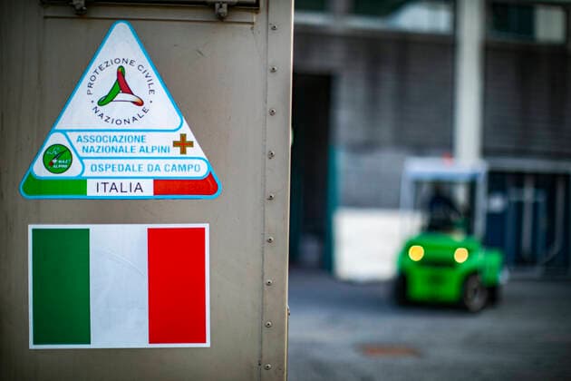 Bergamo Coronavirus - work on the construction of the hospital in Campo dell ANA (national alpine association) in the Fair area continues; (Foto & xa9;Sergio Agazzi Fotogramma, Bergamo - 2020-03-24) p.s. la foto e utilizzabile nel rispetto del contesto in cui e stata scattata, e senza intento diffamatorio del decoro delle persone rappresentate  Copyright: xFotox& xa9;SergioxAgazzix xFOTOGRAMMAx