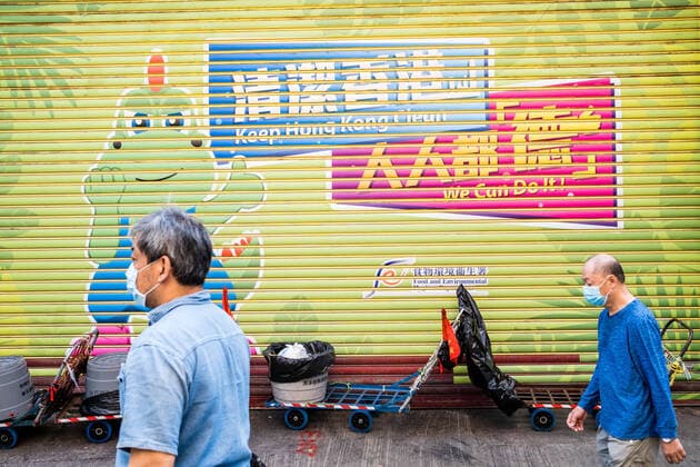 March 24, 2020, Hong Kong, China: People wearing face masks as a preventive measure during the corona virus pandemic..As the coronavirus outbreak worsens, routine continues for businessmen and residents around the city, people wear face masks in fear of contracting the virus. Hong Kong China - ZUMAs197 20200324_zaa_s197_103 Copyright: xWilliexSiaux