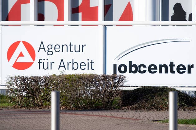 Herford, Germany 24 03 2020 Feature Law and order Agency for employment, job centre, employment office, Herford Germany