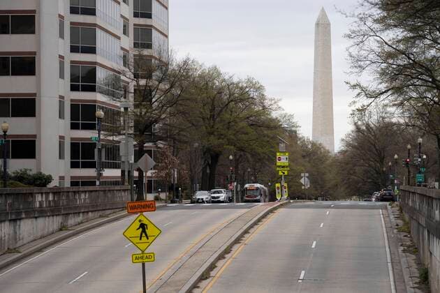 March 24, 2020, Washinton, District of Columbia, USA: Virginia Avenue NW with the Washington Monument in the background is seen on Tuesday, March 24, 2020, in Washington, District of Columbia. Washinton USA - ZUMAg214 20200324_znp_g214_018 Copyright: xSaitxSerkanxGurbuzx