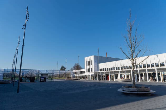 Metzingen theme picture Corona Virus, Outletcity Metzingen, ghost town, people empty, 24 03 2020 Hugo Boss Platz 1, theme picture Corona Virus, Outletcity Metzingen, ghost town, people empty, 24 03 2020, Copyright: xEibner-Pressefoto SaschaxWaltherx EP_swa