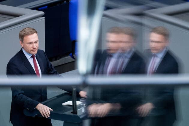 Berlin, Plenary Session in the Bundestag Germany, Berlin 25 03 2020 The picture shows Christian Lindner Federal Chairman FDP during the session of the German Bundestag Berlin Bundestag Berlin Germany