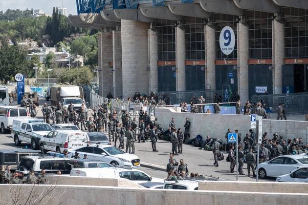 March 25, 2020, Jerusalem, Israel: The Israel Police assembles Border Policemen in preparation for immobilization in case of further measures and restrictions which may lead to total closure. Some 5,000 tests have already been done in Israel with a count of 2,030 positive for COVID-19. Current death toll is 5. Jerusalem Israel - ZUMAa126 20200325_zap_a126_008 Copyright: xNirxAlonx