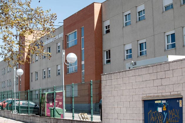 March 25, 2020, Getafe, MADRID, SPAIN: Illustration, general view of the Amavir Elderly residence in Getafe, Madrid, during the second week after the Government declared the state of alarm in Spain and recommended people to stay at home to fight coronavirus COVID-19 on March 25, 2020 in Getafe, Madrid, Spain Getafe SPAIN - ZUMAa181 20200325_zaa_a181_006 Copyright: xOscarxJ.xBarrosox