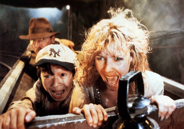 INDIANA JONES AND THE TEMPLE OF DOOM, left to right: Jonathan Ke Quan, Kate Capshaw, Harrison Ford (back), 1984. Paramount courtesy Everett Collection Paramount Courtesy Everett Collection !ACHTUNG AUFNAHMEDATUM GESCHÃ„TZT! PUBLICATIONXNOTxINxCANxCHNxFRAxITAxJPNxNORxPOLxRUSxESPxUKxUSA Copyright: xParamount CourtesyxEverettxCollectionx M8DINJO EC015