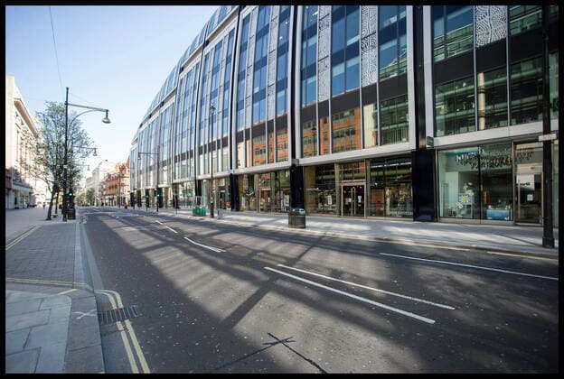 . 25 03 2020. London, United Kingdom. Ongoing Coronavirus Crisis. Deserted Oxford Street during the Coronavirus crisis.  xMartynxWheatleyx xi-Imagesx IIM-20954-0012