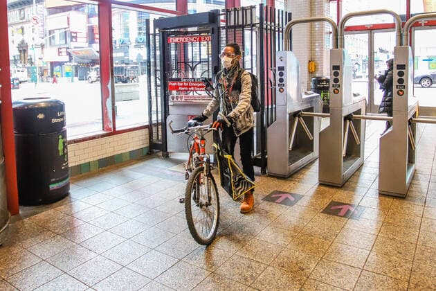 March 25, 2020, New York, NEW YORK, EUA: Times Square subway in Manhattan are seen empty during the Coronavirus COVID19 pandemic in New York in the United States. New York EUA - ZUMAc233 47096355st Copyright: xVanessaxCarvalhox
