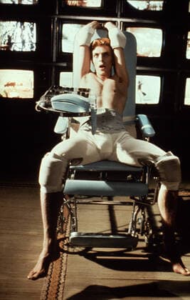 MAN WHO FELL TO EARTH, David Bowie, 1976 Courtesy Everett Collection !ACHTUNG AUFNAHMEDATUM GESCHÃ„TZT! PUBLICATIONXNOTxINxCANxCHNxFRAxITAxJPNxNORxPOLxRUSxESPxUKxUSA Copyright: xCourtesyxEverettxCollectionx MSDMAWH EC027