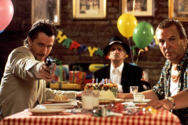 PROFESSIONAL, Gary Oldman, Danny Aiello, 1994 Courtesy Everett Collection !ACHTUNG AUFNAHMEDATUM GESCHÃ„TZT! PUBLICATIONXNOTxINxCANxCHNxFRAxITAxJPNxNORxPOLxRUSxESPxUKxUSA Copyright: xCourtesyxEverettxCollectionx MSDPROF EC050