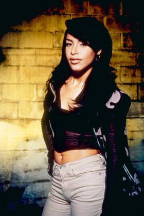 ROMEO MUST DIE, Aaliyah, 2000. Warner Brothers courtesy Everett Collection Warner Bros Courtesy Everett Collection !ACHTUNG AUFNAHMEDATUM GESCHÃ„TZT! PUBLICATIONXNOTxINxCANxCHNxFRAxITAxJPNxNORxPOLxRUSxESPxUKxUSA Copyright: xWarnerxBros CourtesyxEverettxCollectionx MSDROMU EC031