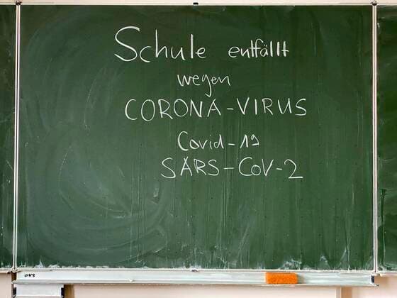 School cancelled due to coronavirus, empty classroom, Germany, Europe Copyright: imageBROKER/MichaelxWeber iblimw05131554.jpg