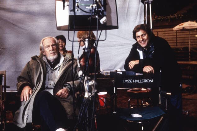 SOMETHING TO TALK ABOUT, from left: cinematographer Sven Nykvist, director Lasse Hallstrom on set, 1995, Warner Brothers courtesy Everett Collection Warner Bros Courtesy Everett Collection !ACHTUNG AUFNAHMEDATUM GESCHÃ„TZT! PUBLICATIONXNOTxINxCANxCHNxFRAxITAxJPNxNORxPOLxRUSxESPxUKxUSA Copyright: xWarnerxBros CourtesyxEverettxCollectionx MSDSOTO EC028