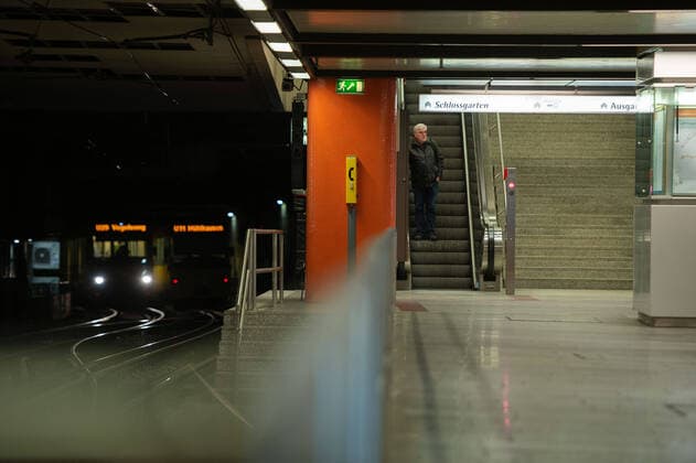 Public transport VVS SSB Stadtbahnhof Hauptbahnhof on Wednesday morning The platforms are mostly empty and people keep to the distance rule Stuttgart Mitte Baden Württemberg Germany Copyright: xLeif-HendrikxPiechowskix
