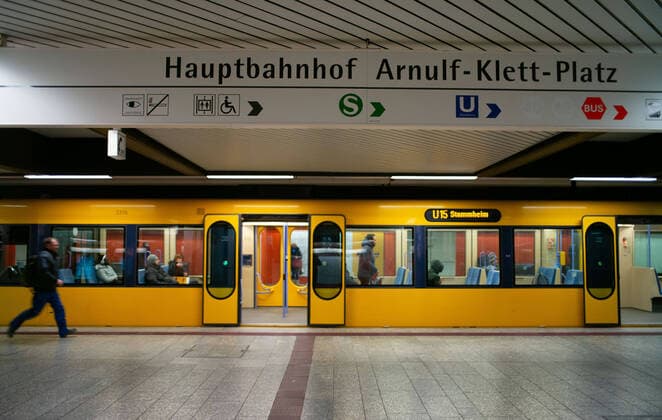 Public transport VVS SSB Stadtbahnhof Hauptbahnhof on Wednesday morning The platforms are mostly empty and people keep to the distance rule Stuttgart Mitte Baden Württemberg Germany Copyright: xLeif-HendrikxPiechowskix