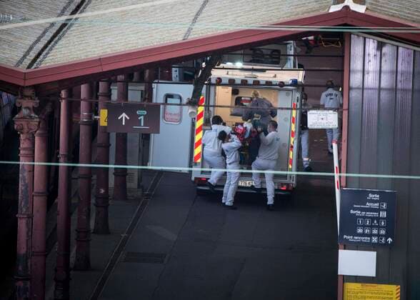 TGV high speed train in Strasbourg, France on March 26, 2020. Preparations for the evacuation to hospitals in the Pays-de-la-Loire region of 20 coronavirus-contaminated patients from Alsace aboard a medicalised TGV an operation unheard of in Europe - began Thursday morning at Strasbourg station. NEWS : Covid 19 Coronavirus en France - Strasbourg - 26 03 2020 ElyxandroCEGARRA PANORAMIC 