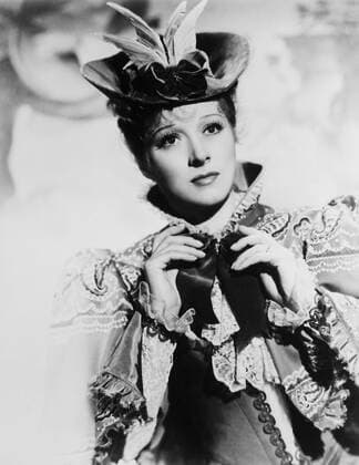 GOODBYE MR. CHIPS, Greer Garson, 1939 !ACHTUNG AUFNAHMEDATUM GESCHÃ„TZT! PUBLICATIONXNOTxINxCANxCHNxFRAxITAxJPNxNORxPOLxRUSxESPxUKxUSA Copyright: xCourtesyxEverettxCollectionx PBDGRGA EC253
