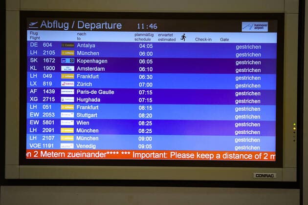 Hannover, 26 03 2020, Hannover Airport, HAJ, Due to the spread of the coronavirus almost all flights have been cancelled, display board flights cancelled,