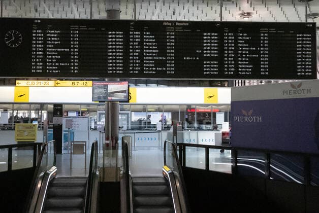 Hannover, 26 03 2020, Hannover Airport, HAJ, Due to the spread of the corona virus, almost all flights have been suspended,