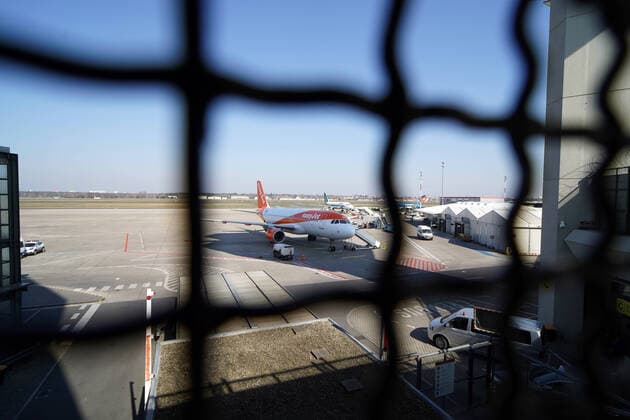 26 03 2020,Berlin,Germany,GER,the city in times of the Corona Pandemic, Tegel TXL Airport, flight operations have almost come to a complete standstill EasyJet