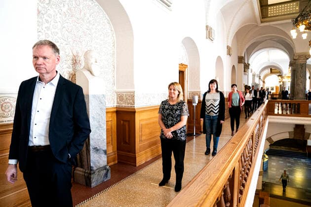 MF stands in cow in Vandrehallen on Christiansborg, in front of Folketingssalen, by vote on COVID 19 emergency legislation, Thursday 26 March 2020, Copenhagen Denmark,  Copyright: RitzauxScanpix IdaxGuldbaekxArentsenx spdk20200326-150415-L
