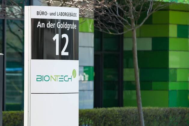 Mainz, An der Goldgrube , 26 03 2020, The companys activities focus on the development and manufacture of technologies and drugs for individualized cancer immunotherapy BioNTech SE is stepping up its global fight against the coronavirus and reports rapid progress in the development of a vaccine Mainz An der Goldgrube Rheinland Pfalz Germany