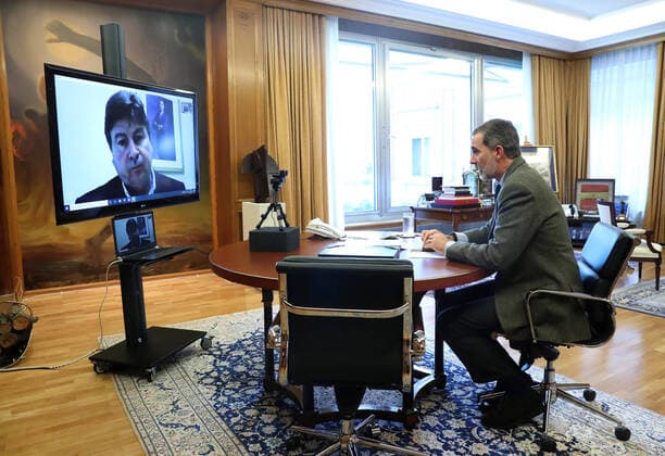 26-03-2020 Queen Letizia and King Felipe during a videoconference at Zarzuela Palace in Madrid, Spain.  Copyright: xPPEx