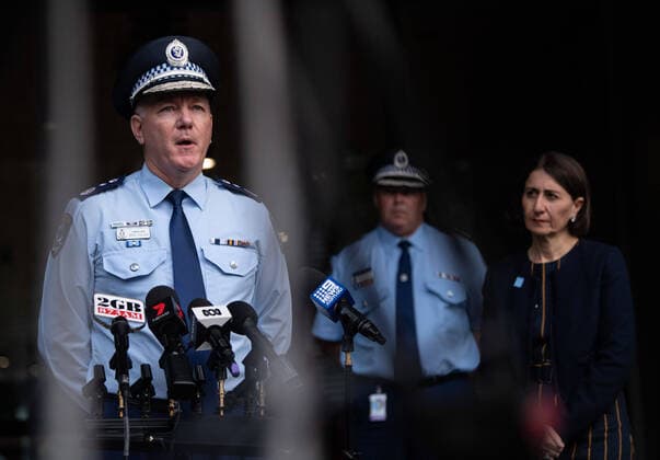 GLADYS BEREJIKLIAN CORONAVIRUS PRESSER, NSW Police Commissioner Mick Fuller speaks to the media during a press conference in Sydney, Friday, March 27, 2020. ( NO ARCHIVING, EDITORIAL USE ONLY, NO USE IN BOOKS WITHOUT CONSENT SYDNEY NSW AUSTRALIA  Copyright: xJAMESxGOURLEYx 20200327001460360854