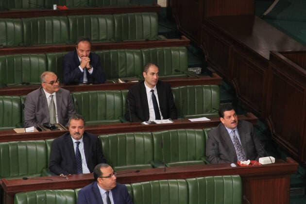 Chef du gouvernement Elyes Fakhfakh Hichem Mechichi : ministre de l?Interieur Nizar YaÃ¯ch : ministre des Finances Abdellatif Mekki : ministre de la Sante Mohamed Mselini : ministre du Commerce Ali Hafsi : ministre aupres du chef du gouvernement chargex de la relation avec le Parlement NEWS : Chambre des deputes tunisien - Tunis - 26 03 2020 JDIDIWASSIM PANORAMIC 