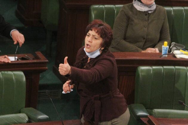 News Bilder des Tages Saia abou deputer de la partie attayar Lors d une seance pleniere de l?Assemblee des Representants du Peuple (ARP) consacre Ã un dialogue avec le gouvernement sur la situation sanitaire dans le pays, le Chef du gouvernement Elyes Fakhfakh a insiste sur la necessite de respecter le confinement general et l?auto-isolement ainsi que le placement en quarantaine obligatoire des personnes arrivees de l?etranger pour lutter contre la propagation du Coronavirus et eviter des scenarios vecus par d autres pays NEWS : Chambre des deputes tunisien - Tunis - 26 03 2020 JDIDIWASSIM PANORAMIC 