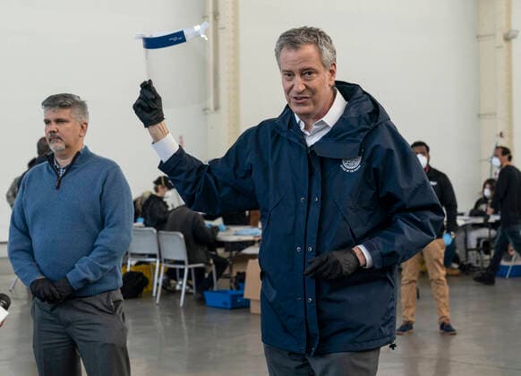 NY: Mayor Bill de Blasio tours Duggal facility Mayor Bill de Blasio tours place where facial shields manufactured by Duggal company at Duggal Greenhouse New York New York United States Copyright: LevxRadin