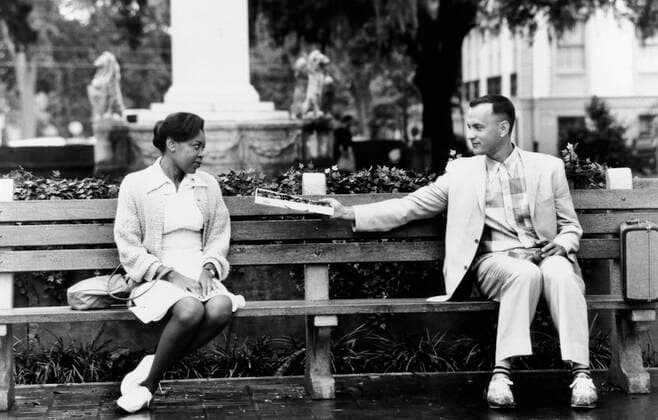 FORREST GUMP, from left, Rebecca Williams, Tom Hanks, 1994, Paramount Pictures Courtesy: Everett Collection Paramount Courtesy Everett Collection !ACHTUNG AUFNAHMEDATUM GESCHÃ„TZT! PUBLICATIONXNOTxINxCANxCHNxFRAxITAxJPNxNORxPOLxRUSxESPxUKxUSA Copyright: xParamount CourtesyxEverettxCollectionx MBDFOGU EC010