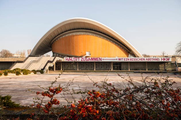 Writing Keep Together, with a bit of distance, at the House of World Cultures in Berlin on 27 March 2020 To slow the spread of the corona virus SARS CoV 2, the federal and state governments
