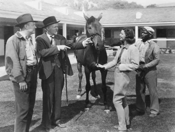 OSCARS. Bester Nebendarsteller. PreistrÃ¤ger 1937-1940 KENTUCKY, from left: Willard robertson, Walter Brennan, Loretta Young, George Reed, 1938, TM & Copyright 20th Century Fox Film Corp. courtesy Everett Collection 20thCentFox Courtesy Everett Collection !ACHTUNG AUFNAHMEDATUM GESCHÃ„TZT! PUBLICATIONXNOTxINxCANxCHNxFRAxITAxJPNxNORxPOLxRUSxESPxUKxUSA Copyright: x20thCentFox CourtesyxEverettxCollectionx MBDKENT FE025