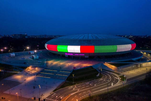 Italian national colours are illuminated on architectural buildings in Krakow Italian national colours are illuminated on architectural buildings on March 26, 2020 in Krakow, Poland to emphasize the solidarity with Italians fighting with the coronavirus pandemic EN_01422038_0003 