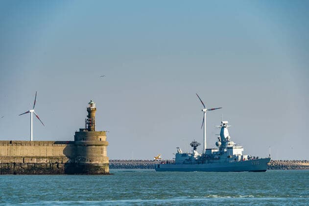 ATTENTION EDITORS - HAND OUT PICTURES - EDITORIAL USE ONLY - MANDATORY CREDIT Illustration picture shows the arrival of Belgian frigate Leopold 1 in Zeebrugge, Friday 27 March 2020. One of the sailors on the frigate has a confirmed Corona virus infection and has left the ship earlier. Due to the strict measures following such an infection, the ship has returned earlier from its mission and all non-infected sailors must now stay in home quarantine.  HANDOUTxDEFENSIEx-xDEFENCExTBNxJORNxURBAIN 05786898