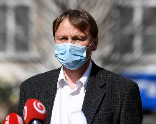 Director of the General Teaching Hospital in Prague David Feltl speaks during a press conference on coronavirus treatment, on March 27, 2020, in Prague, Czech Republic. The condition of a Czech COVID-19 patient has markedly improved after the U.S. remdesivir experimental medicine was administered to him for three days. (CTKxPhoto MichalxKrumphanzl) CTKPhotoP202003270480001 kru 4