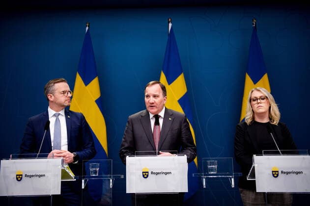 200327 Mikael Damberg, Minister for Home Affairs, Stefan Löfven, Prime Minister of Sweden, and Lena Hallengren, Minister for Health and Social Affairs, at a press conference with the government of Sweden regarding the coronavirus, covid-19, on March 27, 2020 in Stockholm.  Copyright: MAXIMxTHORE 47099288st