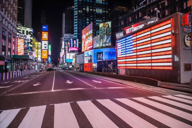 March 26, 2020, New York, NEW YORK, USA: Times Square is seen empty during the Coronavirus Covid-19 pandemic in New York in the United States. New York USA - ZUMAc233 20200326_zsp_c233_080 Copyright: xVanessaxCarvalhox