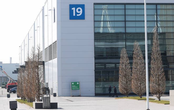 Hannover, Coronavirus, Hannover Messe Hall 19 becomes a makeshift hospital,